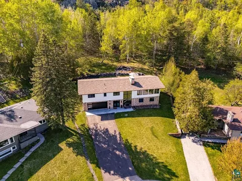 View/Area - 3801 Rockview Ct, Duluth, MN 55804 photo 2 of 4