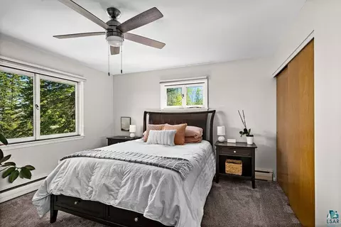 Bedroom - 3801 Rockview Ct, Duluth, MN 55804 photo 6 of 7