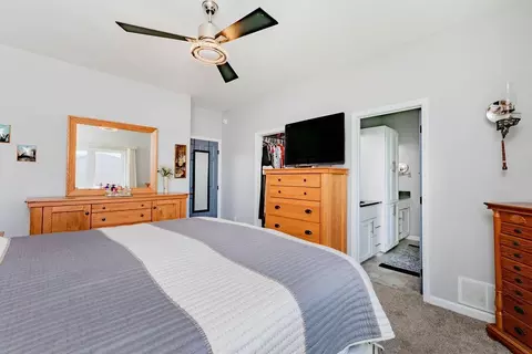 Bedroom - 354 Spruce St, Mapleton, ND 58059 photo 2 of 4