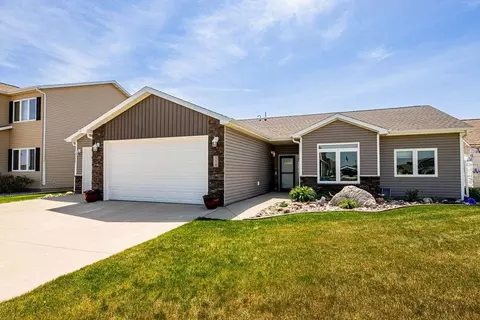 354 Spruce St, Mapleton, ND 58059