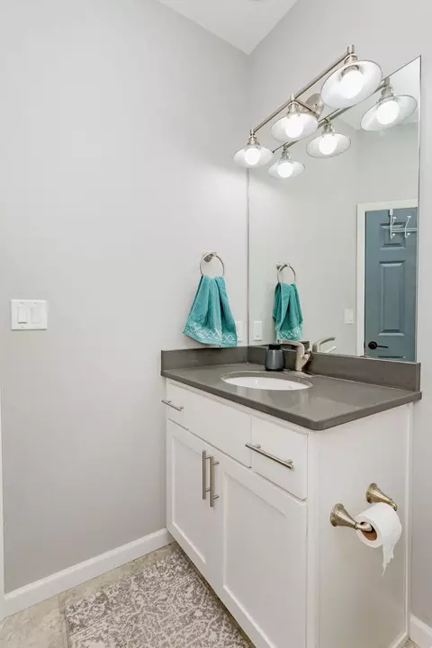 Bath - 354 Spruce St, Mapleton, ND 58059 photo 7 of 7