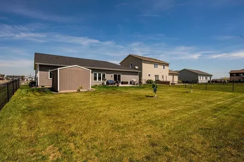 Exterior - 354 Spruce St, Mapleton, ND 58059 photo 6 of 7