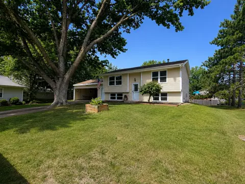 4653 152nd Ct, Apple Valley, MN 55124