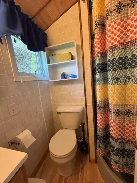 Bath - 1606 E Lake St, Osakis, MN 56360 photo 1 of 1