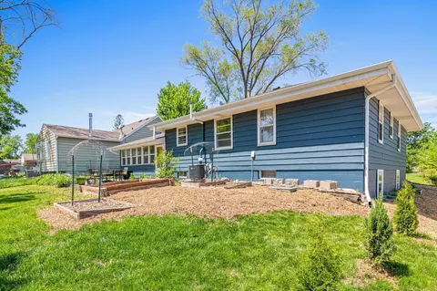 Exterior - 620 7th St E, Chaska, MN 55318 photo 9 of 9