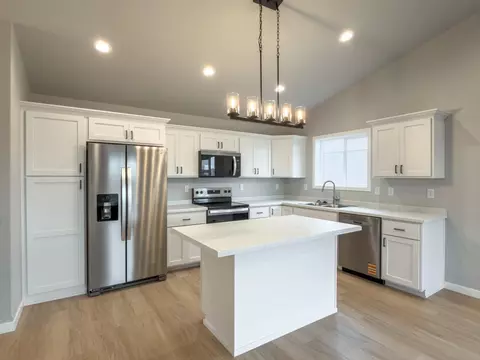 Kitchen - 6290 87th Ave S, Horace, ND 58047 photo 1 of 2