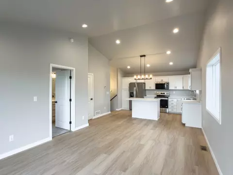 Living - 6290 87th Ave S, Horace, ND 58047 photo 1 of 5