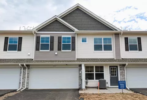 3087 Cedar St, Little Canada, MN 55117