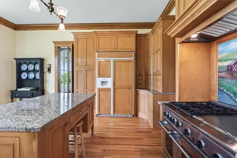Kitchen - 7750 Erick St, Loretto, MN 55357 photo 4 of 10