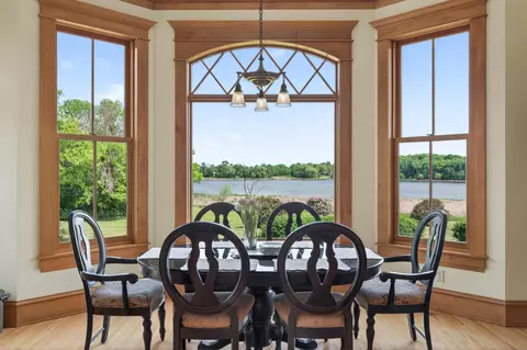 Dining - 7750 Erick St, Loretto, MN 55357 photo 7 of 7