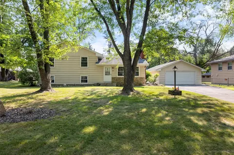 9508 Oliver Ave N, Brooklyn Park, MN 55444