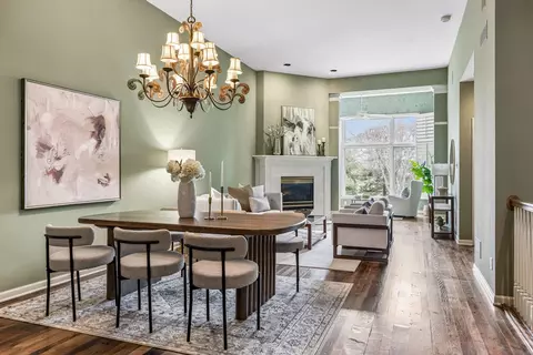 7238 Lewis Ridge Pkwy, Edina, MN 55439
