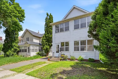 713 2nd St NE, Minneapolis, MN 55413