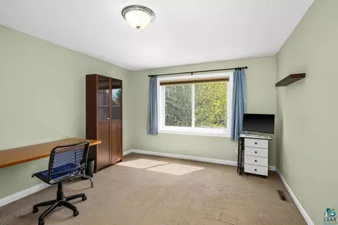 Bedroom - 207 S 2nd Ave, Proctor, MN 55810 photo 4 of 5