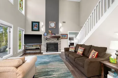 Living - 207 S 2nd Ave, Proctor, MN 55810 photo 1 of 4