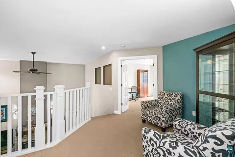 Entry Way - 207 S 2nd Ave, Proctor, MN 55810 photo 2 of 2