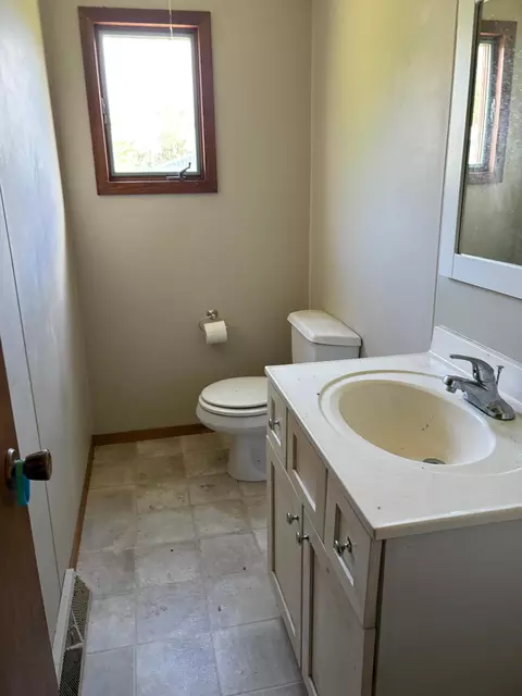 Bath - 27600 County Road 18, Comfrey, MN 56019 photo 1 of 1