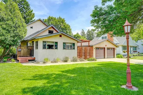 2702 Reardon Pl, North Saint Paul, MN 55109