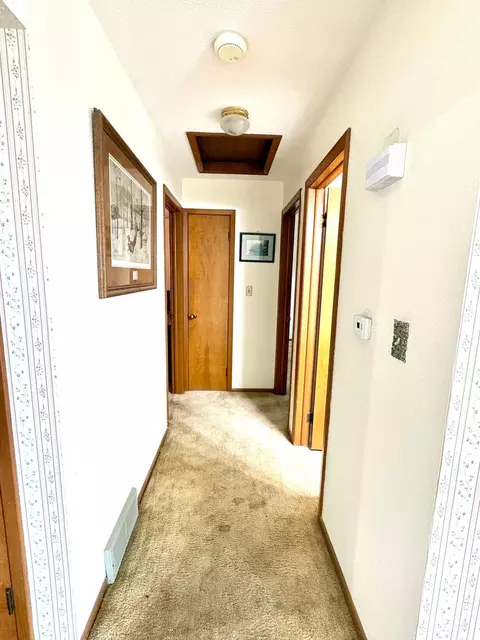 Entry Way - 404 E 3rd St, Madison, MN 56256 photo 2 of 5