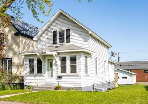 2418 W 2nd St, Duluth, MN 55806