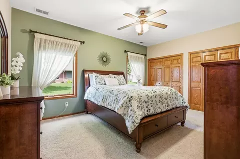 Bedroom - 1626 Thunderbird Rd, Marshall, MN 56258 photo 1 of 4
