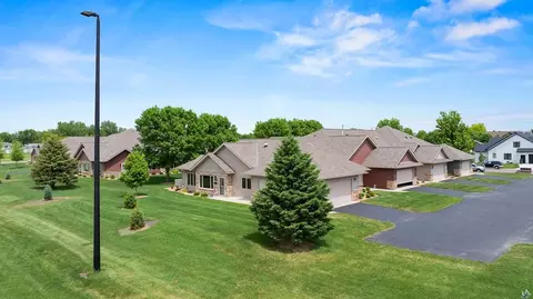 View/Area - 1626 Thunderbird Rd, Marshall, MN 56258 photo 1 of 3