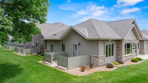 Exterior - 1626 Thunderbird Rd, Marshall, MN 56258 photo 6 of 8