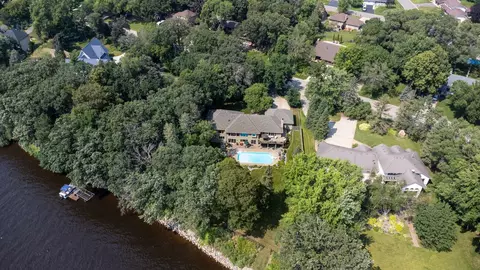 3542 Mississippi Dr NW, Coon Rapids, MN 55433