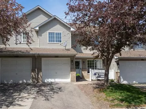 1705 Riverwood Dr #79, Burnsville, MN 55337