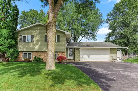 1514 15th St W, Hastings, MN 55033