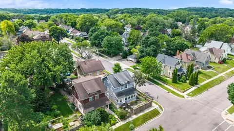 229 W Pleasant St, Mankato, MN 56001
