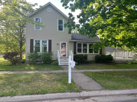 536 Gambia Ave, Wabasha, MN 55981