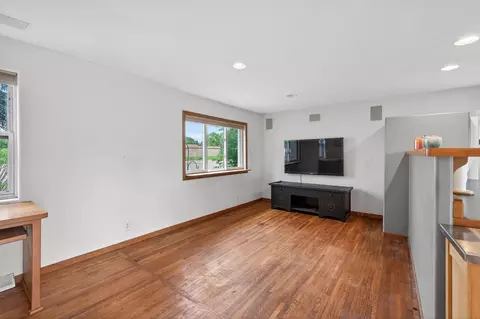 Living - 642 Highway 55, Hamel, MN 55340 photo 1 of 4