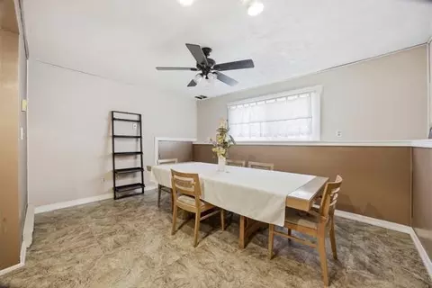 Dining - 406 3rd Ave, Mapleton, ND 58059 photo 2 of 3