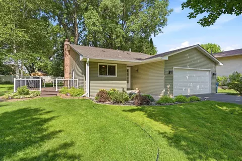 10045 Hemlock Ln N, Maple Grove, MN 55369