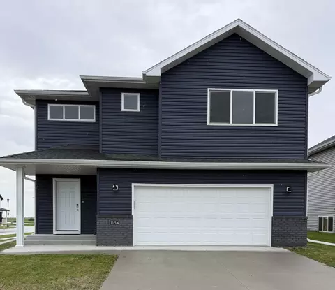 1154 60th Ave W, West Fargo, ND 58078