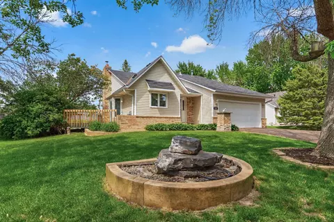 15264 92nd Pl N, Maple Grove, MN 55369