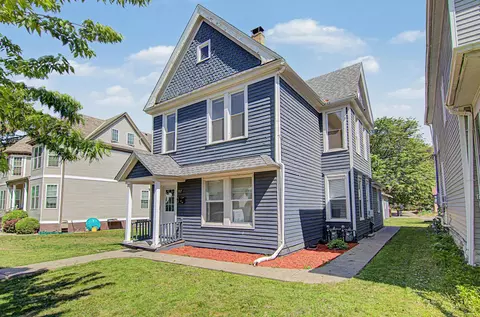 937 Thomas Ave, Saint Paul, MN 55104
