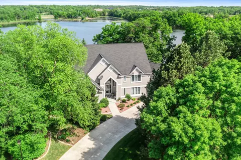 16584 Klamath Ter, Lakeville, MN 55044