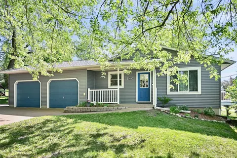 1420 Conrad Dr, Winona, MN 55987