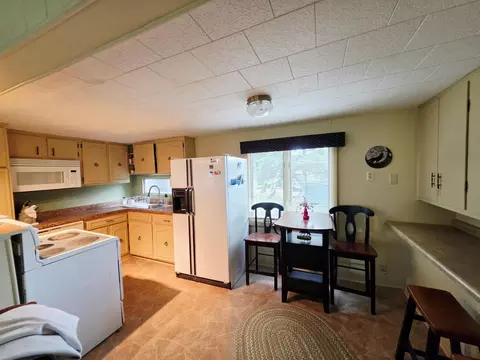 Kitchen - 109 Willow Point Dr, Elysian, MN 56028 photo 1 of 1