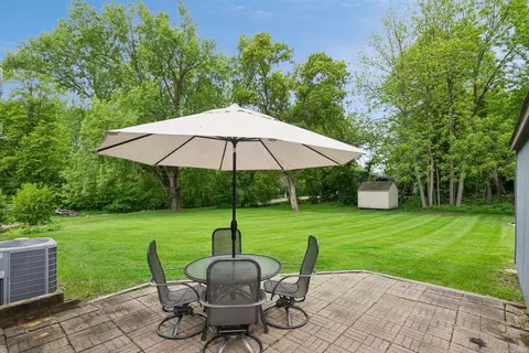 Exterior - 5810 Main St W, Maple Plain, MN 55359 photo 6 of 11