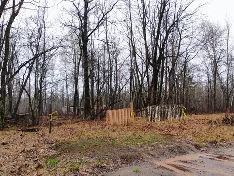 000 Alma Razor Road Rd, Hinckley, MN 55037