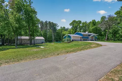 30400 Fox St NW, Cambridge, MN 55008