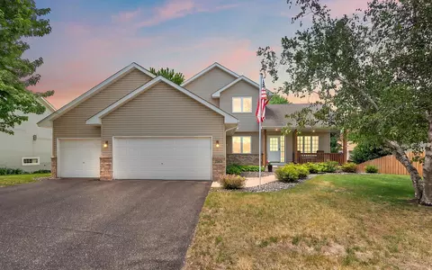 25854 18th St W, Zimmerman, MN 55398
