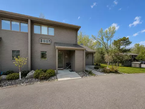 362 Quadna Mountain Rd, Hill City, MN 55748