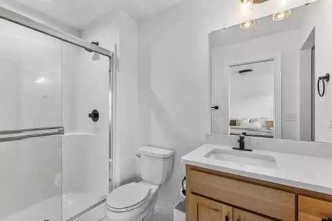 Bath - 12989 Bauer Dr N, Champlin, MN 55316 photo 3 of 14