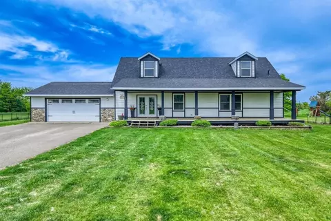 706 County Road H, New Richmond, WI 54017