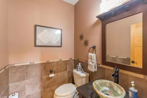 Bath - 6064 Fairfax Rd, Baxter, MN 56425 photo 1 of 6