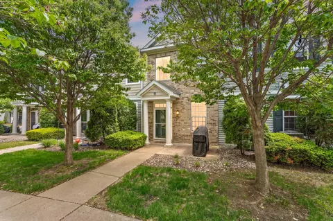 1610 Woodlynn Ave #3, Maplewood, MN 55109